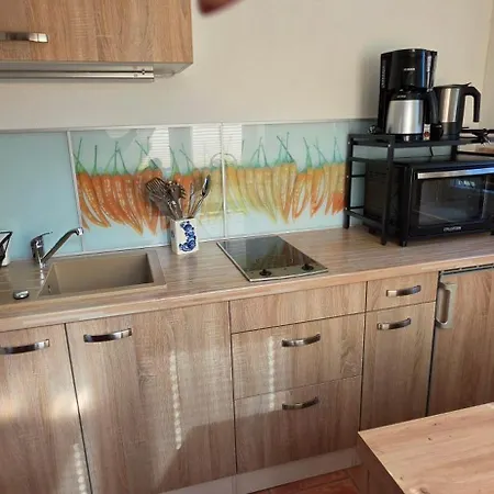 Apartment Max