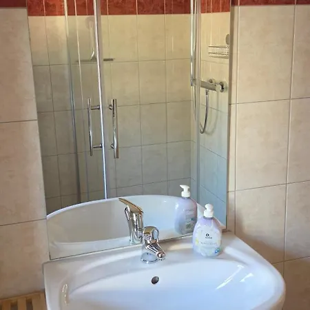 Max Apartment